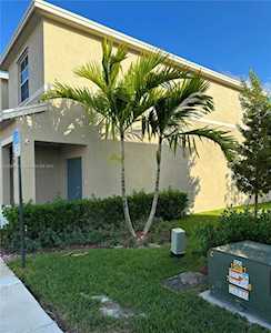 541 NE 4th Ter Florida City, FL 33034