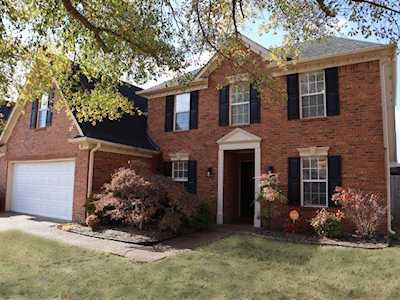 5067 Thornebrook Cv Bartlett, TN 38002