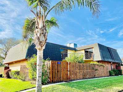 17 Cedar Dunes Dr New Smyrna Beach, FL 32169