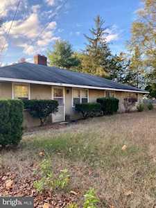 303 Chairville Rd Southampton, NJ 08088