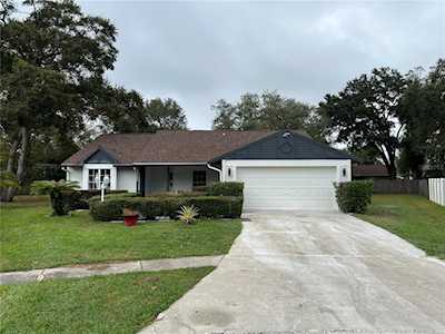 17604 Whistling Ln Lutz, FL 33549