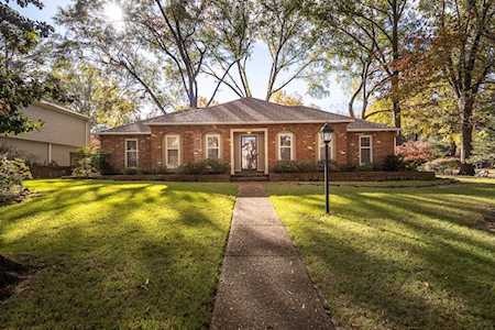 7263 Great Oaks Rd Germantown, TN 38138