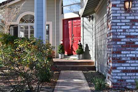 9301 Kensington Lane Windsor, CA 95492