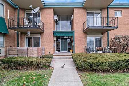 1918 Axtell Troy, MI 48084