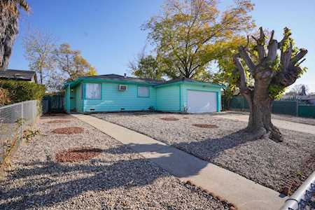 3231 Chettenham Drive Rancho Cordova, CA 95670