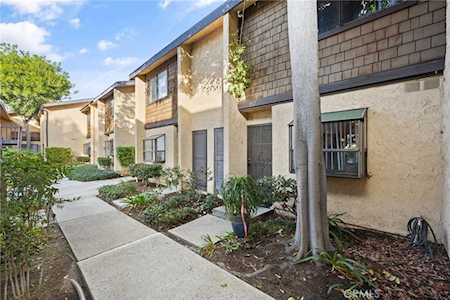 12750 Centralia St #157 Lakewood, CA 90715
