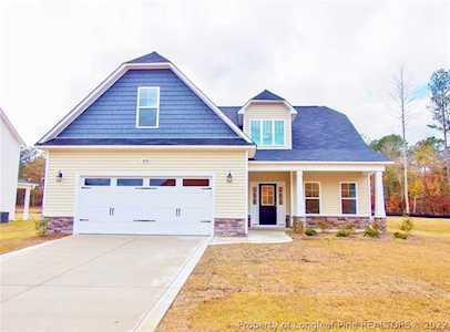 4632 Scenic Pines Dr Hope Mills, NC 28348