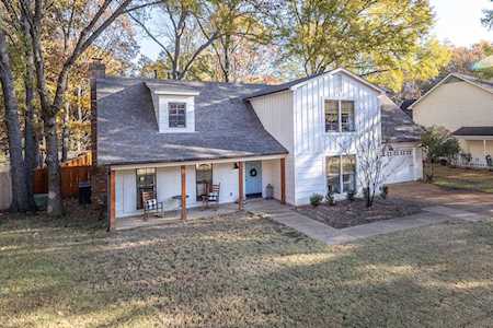 8156 Kimbrook Dr Germantown, TN 38138