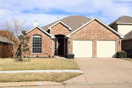 6105 Crestmere Lane Sachse, TX 75048