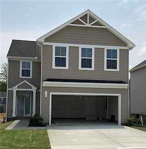 104 Sourgum Ln Williamsburg, VA 23185