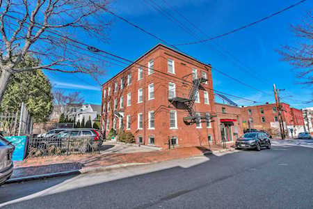 37 Pleasant St Portland, ME 04101