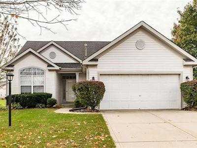 10373 Lakeland Dr Fishers, IN 46037