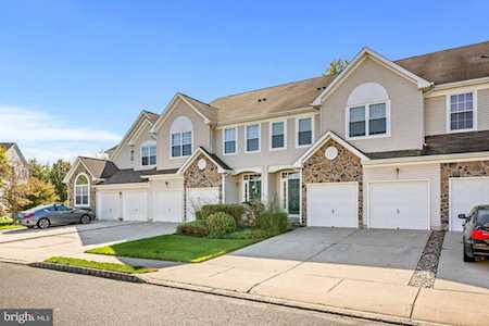 14 Cypress Point Rd Mount Holly, NJ 08060