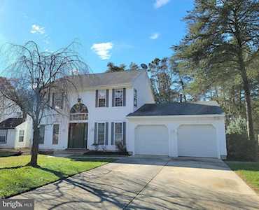 105 Breckenridge Dr Sicklerville, NJ 08081