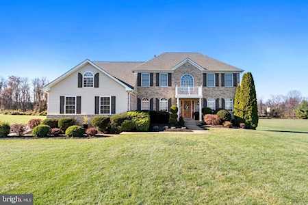 11 Bradford Ln Swedesboro, NJ 08085