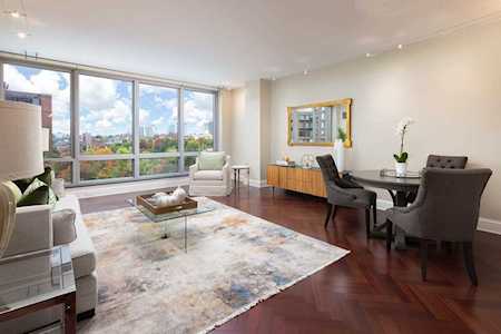 1 Charles Street South #9C Boston, MA 02116