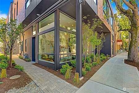 1130 34th Ave #B Seattle, WA 98122