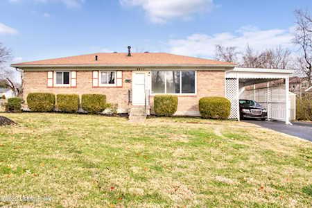 9911 Old Six Mile Ln Louisville, KY 40299