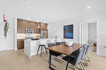 338 Newark Ave #303 Jersey City, NJ 07302