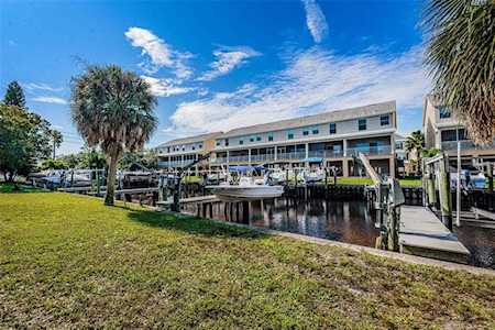 200 Meres Blvd #11 Tarpon Springs, FL 34689