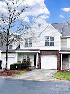 6067 Grand Teton Dr Charlotte, NC 28269