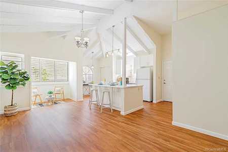 852 Kealahou Street Honolulu, HI 96825