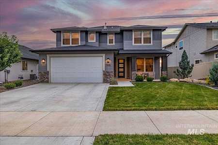 7595 S Wagons West Ave Boise, ID 83716
