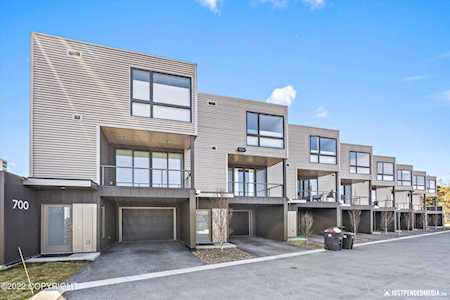 706 Top Rail Ln #C4 Anchorage, AK 99501