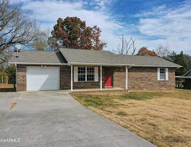 121 Stowers Dr Corryton, TN 37721
