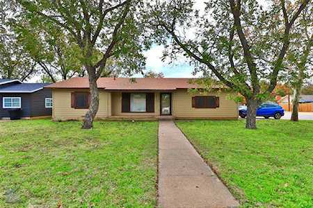 1833 Edgemont Drive Abilene, TX 79602