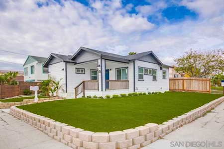 2742 Collier Ave San Diego, CA 92116