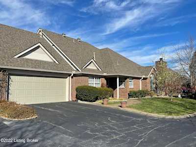 8000 Kingsmill Ct Louisville, KY 40291