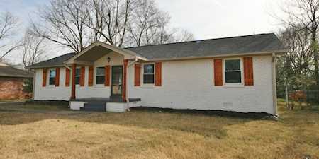 6776 Longview Dr N Murfreesboro, TN 37129