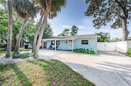 3760 Arkansas Ave NE St. Petersburg, FL 33703