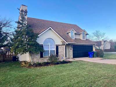 340 Preakness Dr Lexington, KY 40516