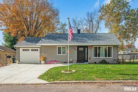 201 Lotus Ln Washington, IL 61571