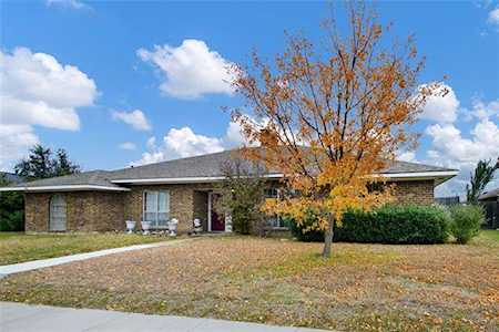 2416 Guerrero Drive Carrollton, TX 75006