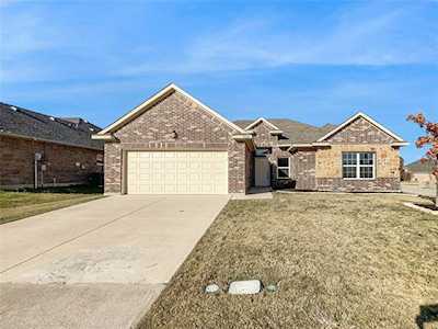 4918 Sanger Circle Drive Sanger, TX 76266