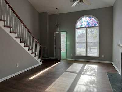 2885 Gateway Park Ln Lexington, KY 40511
