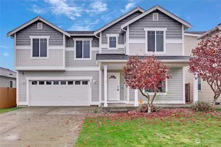 18821 110th Avenue Ct E Puyallup, WA 98374