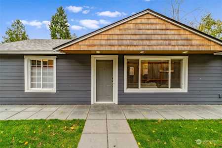 2022 NE 137th St Seattle, WA 98125