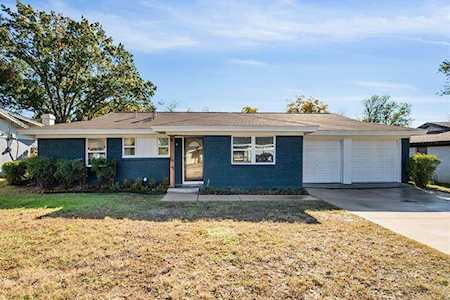 7828 Standley Street North Richland Hills, TX 76180