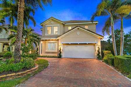 12097 Aviles Circle Palm Beach Gardens, FL 33418