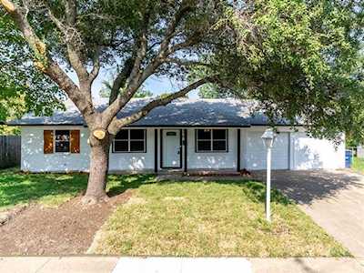 420 Langley Avenue Everman, TX 76140