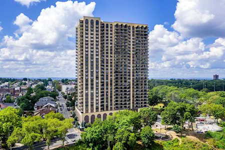 7855 Blvd East #8F North Bergen, NJ 07047