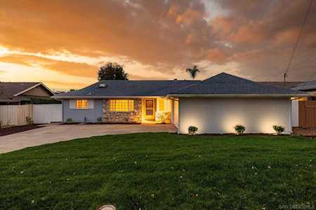 6218 Twin Lake Dr San Diego, CA 92119
