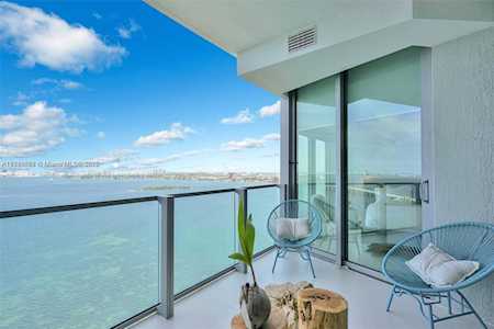 2900 NE 7th Ave #2806 Miami, FL 33137
