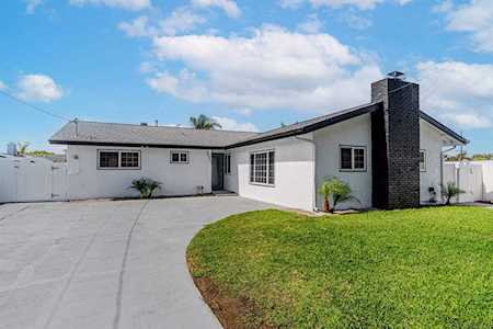 3432 Las Vegas Dr Oceanside, CA 92054