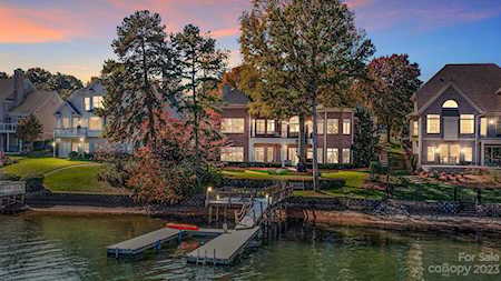 17813 Spinnakers Reach Dr Cornelius, NC 28031