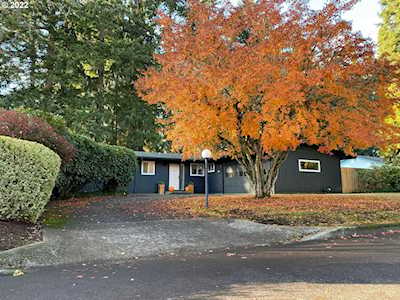1105 SE 36th AVE Hillsboro, OR 97123